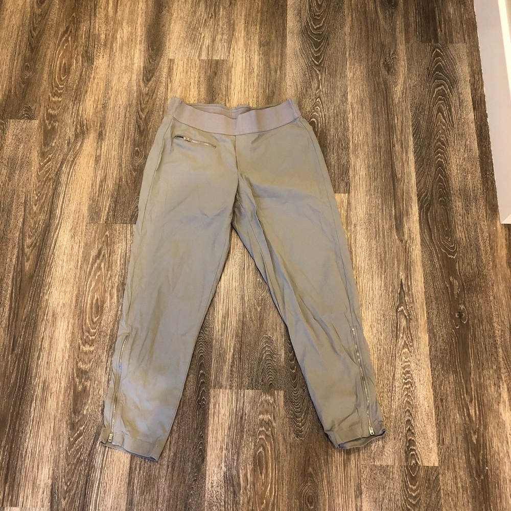 Athleta gray size 2 Pants
